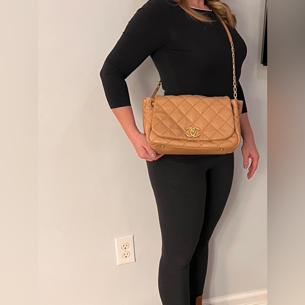 Sold🔥CHANEL QUILTED TAUPE ACCORDION SINGLE FLAP BAG - Picture 17 of 17